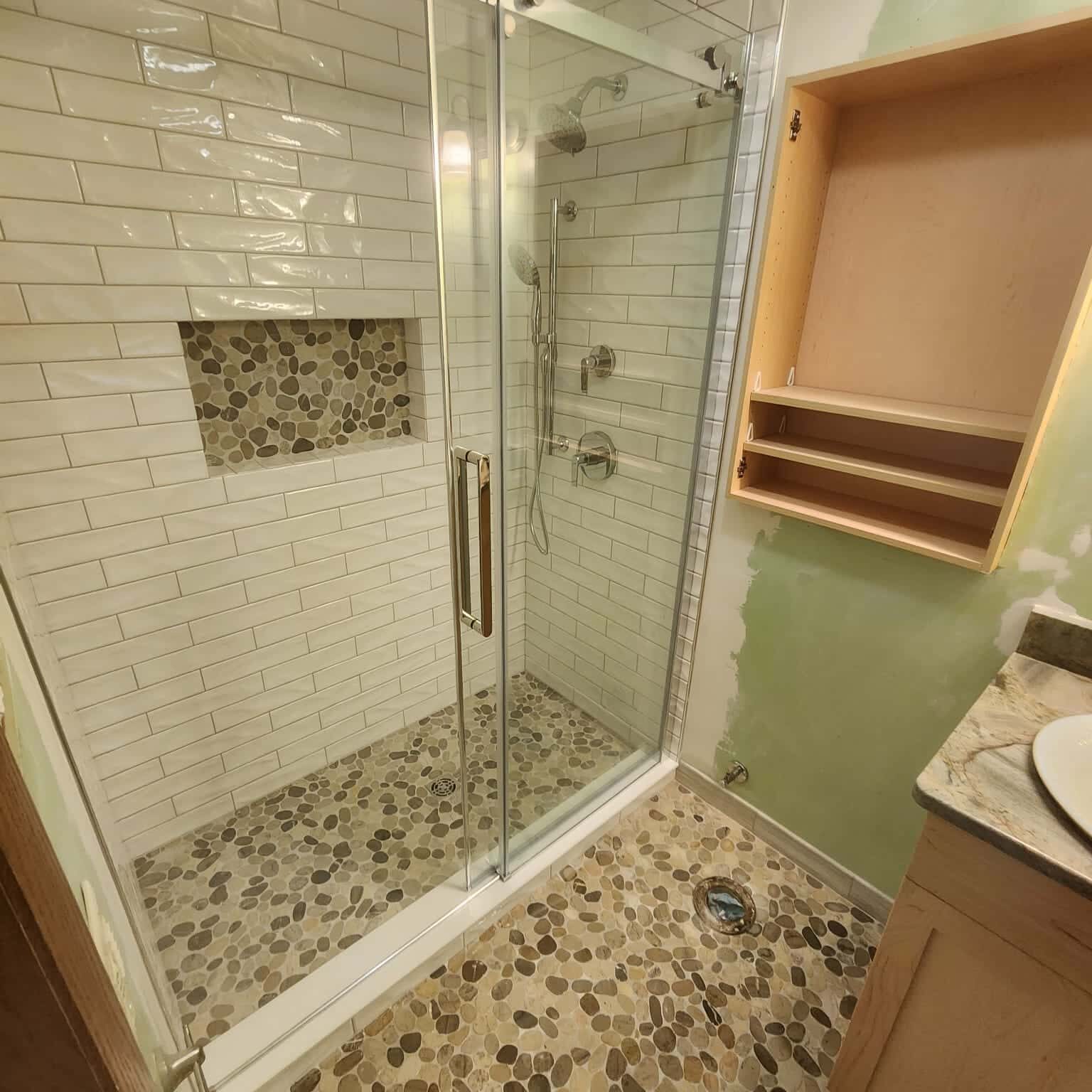 walkin-shower-custom-tile-installer-158